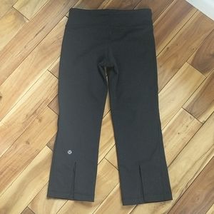 Lululemon cropped legging size 2 black